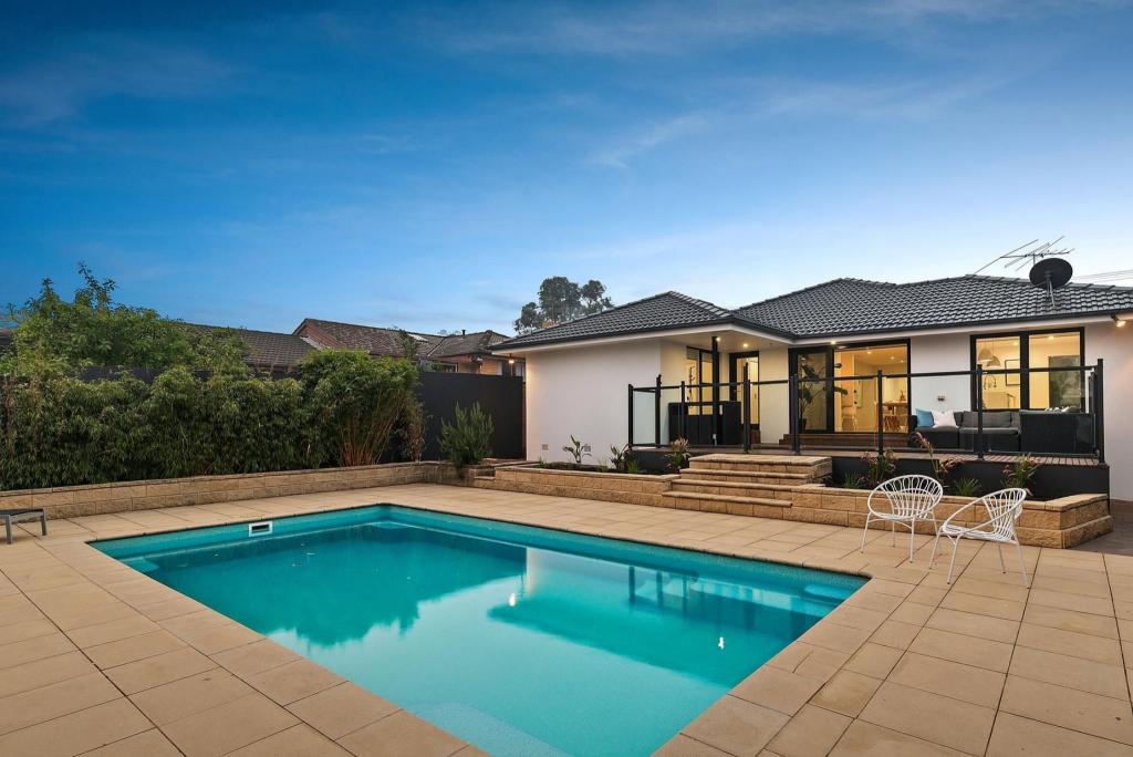 7 Gwyther Rd, Highton, VIC 3216