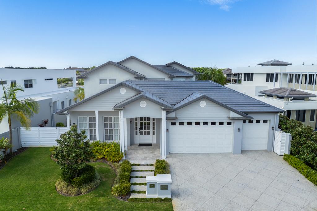 2633 Virginia Dr, Hope Island, QLD 4212