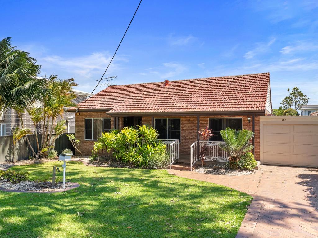 29 Chipilly Ave, Engadine, NSW 2233