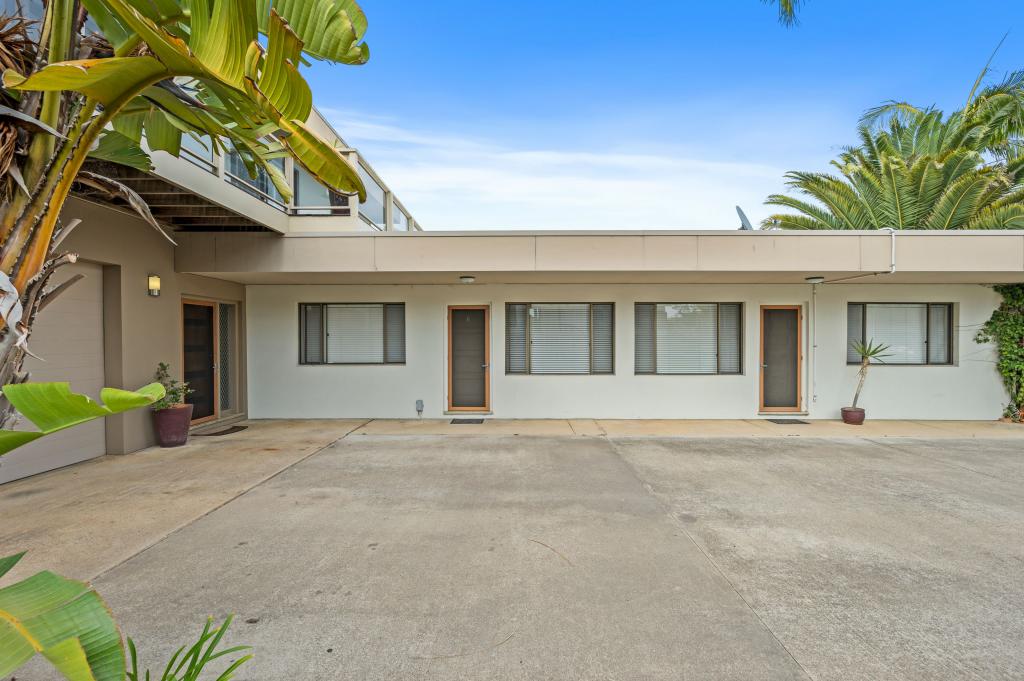 8A CLARKE ST, BROULEE, NSW 2537