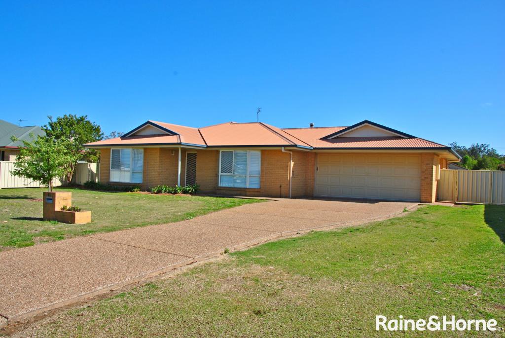 14 Bernecker St, Warwick, QLD 4370