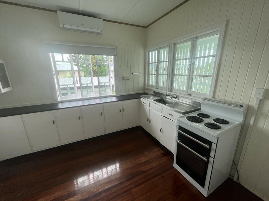 27 O'Keefe St, Cairns North, QLD 4870