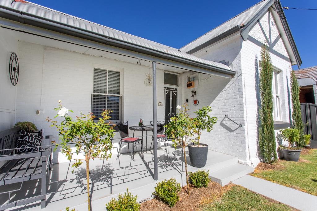 11 Railway St, Cowra, NSW 2794