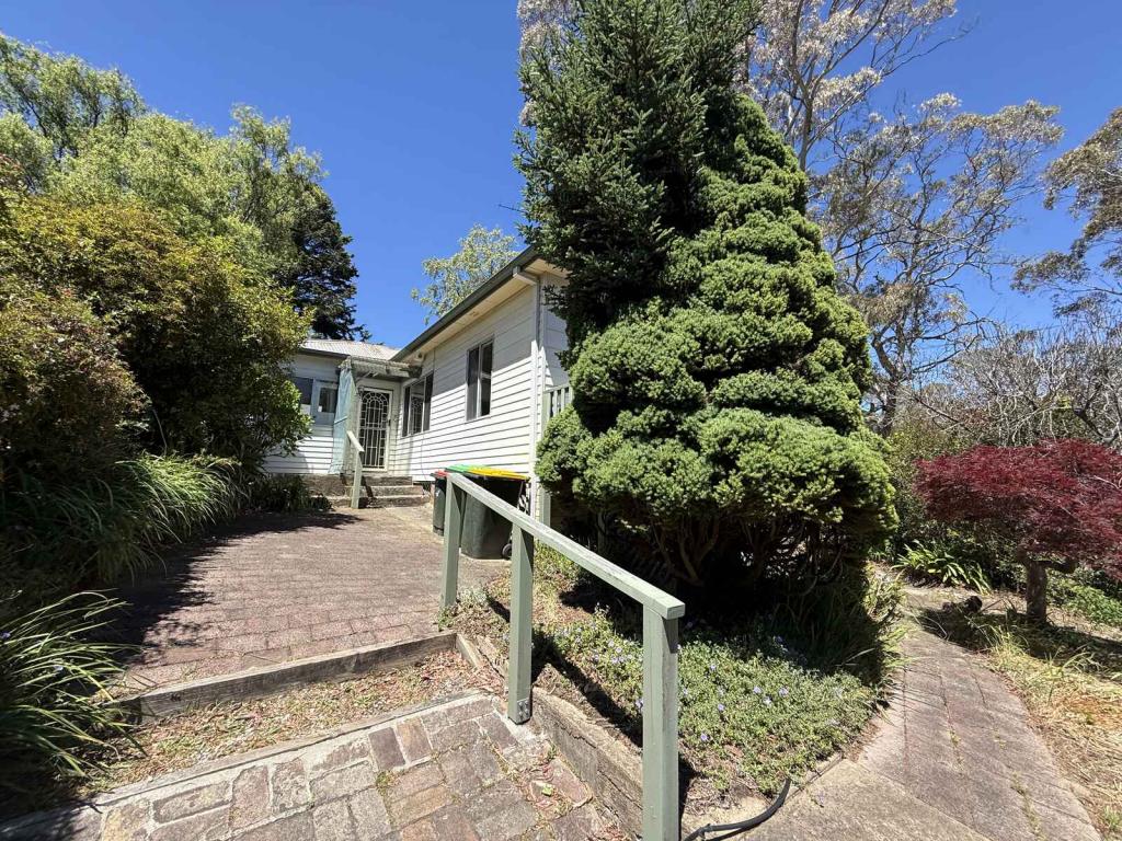 12 Murri St, Blackheath, NSW 2785