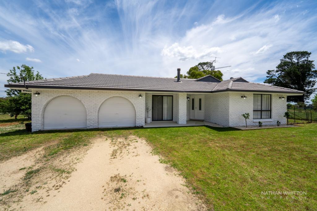 15 Wilkens St, Uralla, NSW 2358