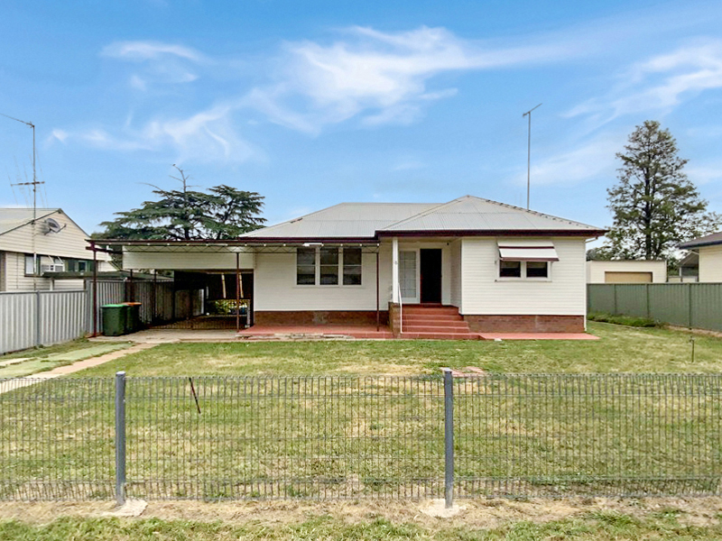18 Forster St, Forbes, NSW 2871
