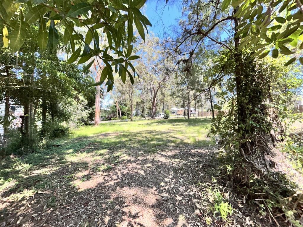 6 Natone Tce, Macleay Island, QLD 4184