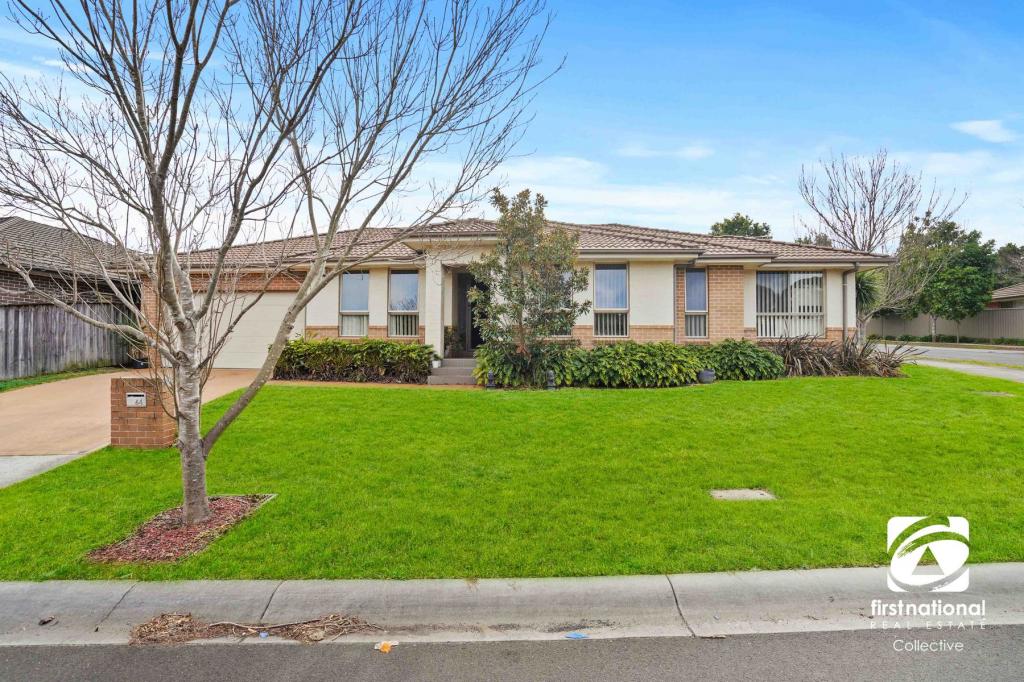 64 BELMONT AVE, SPRING FARM, NSW 2570