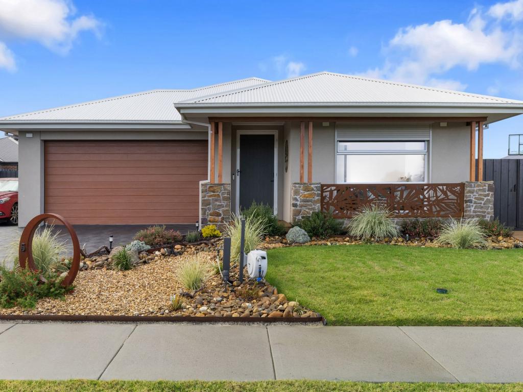5 Furlong Cres, Dalyston, VIC 3992