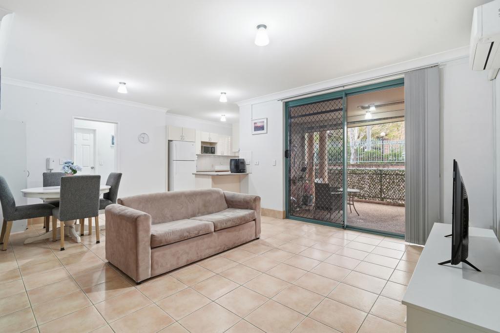 2/6-8 PATON ST, MERRYLANDS WEST, NSW 2160