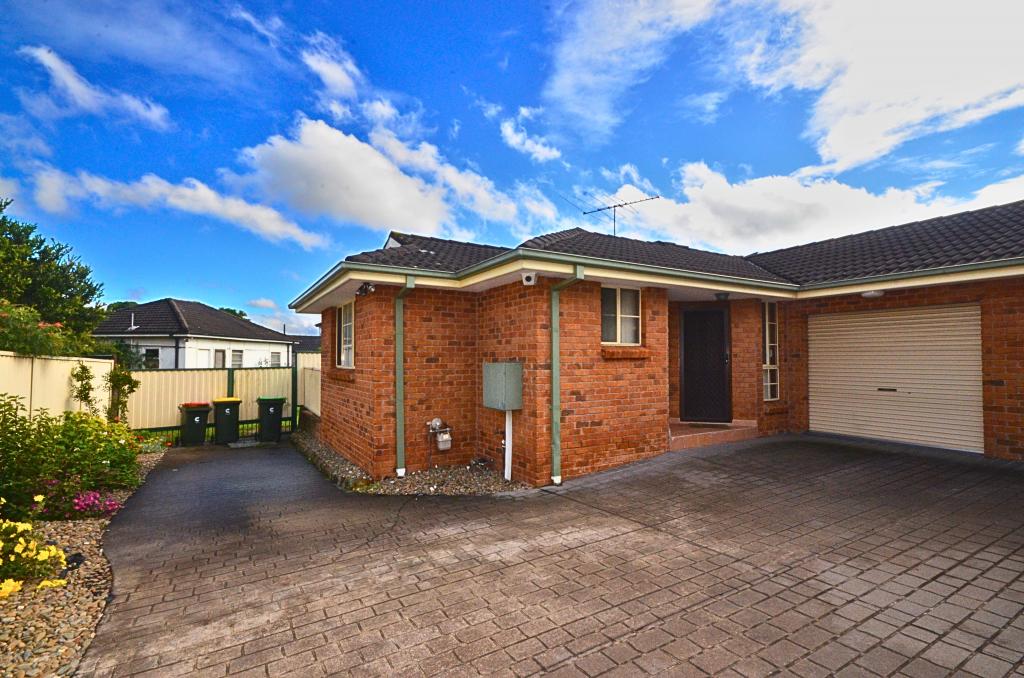 12 Pendle Way, Pendle Hill, NSW 2145