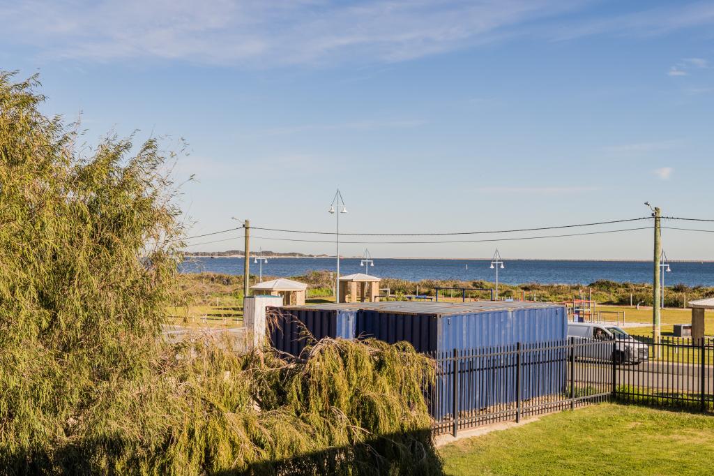 20/76 KENT ST, ROCKINGHAM, WA 6168