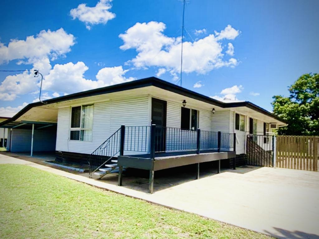 22 Belyando Ave, Moranbah, QLD 4744