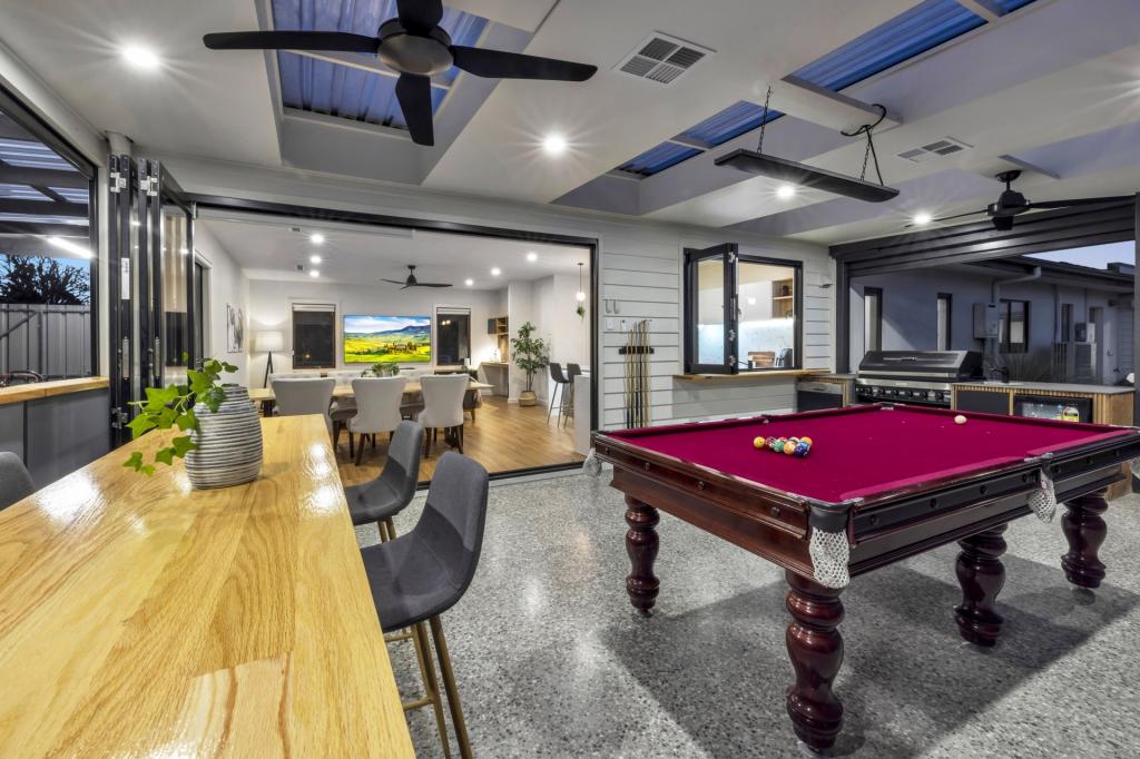 19 Herman St, Rosebud, VIC 3939