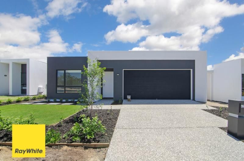 47 Hill Dr, Pimpama, QLD 4209