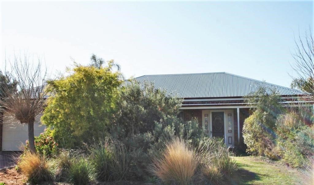 6 Nalder Dr, Swan Hill, VIC 3585