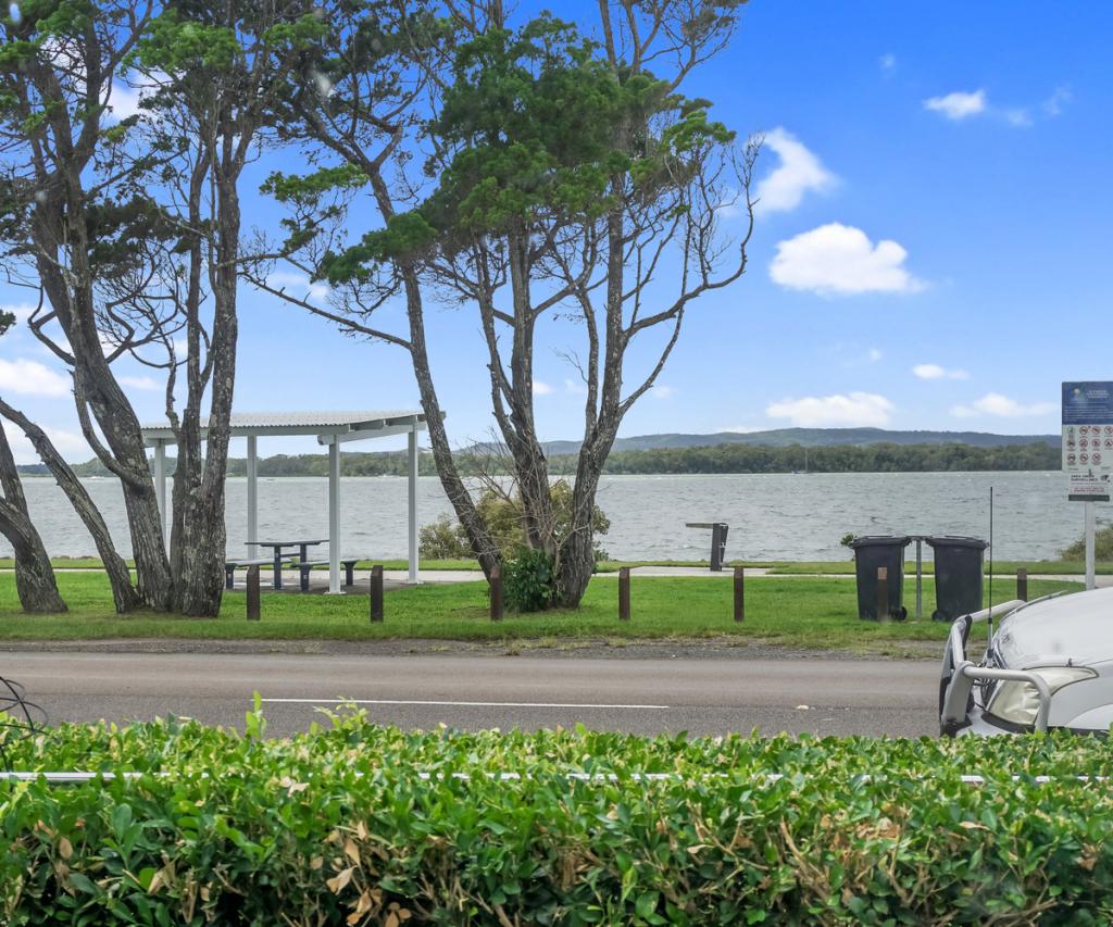 1/32 Esplanade, Tin Can Bay, QLD 4580