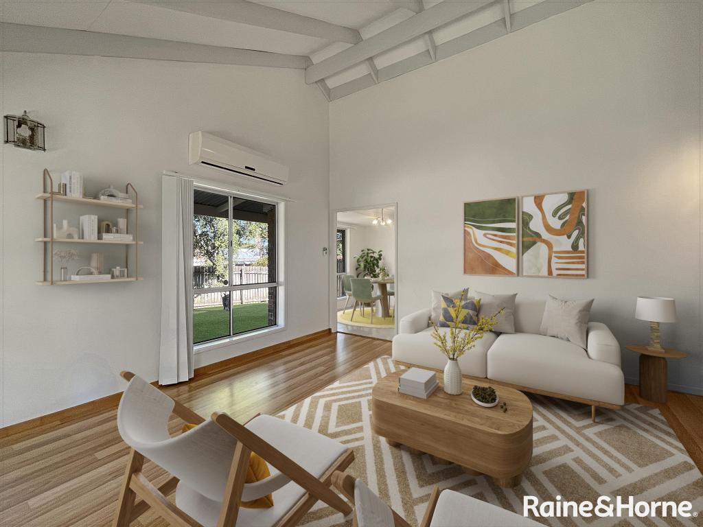 18 Tangmere St, Chapel Hill, QLD 4069