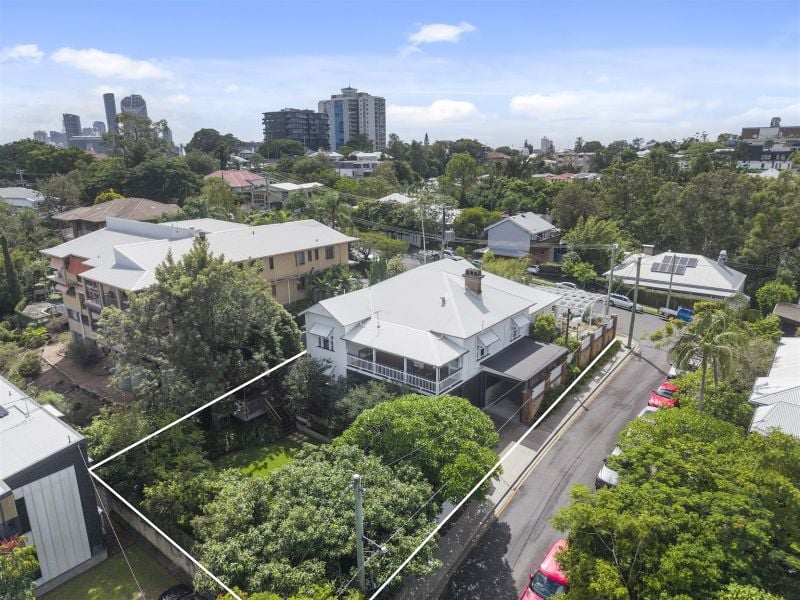 21 Dauphin Tce, Highgate Hill, QLD 4101