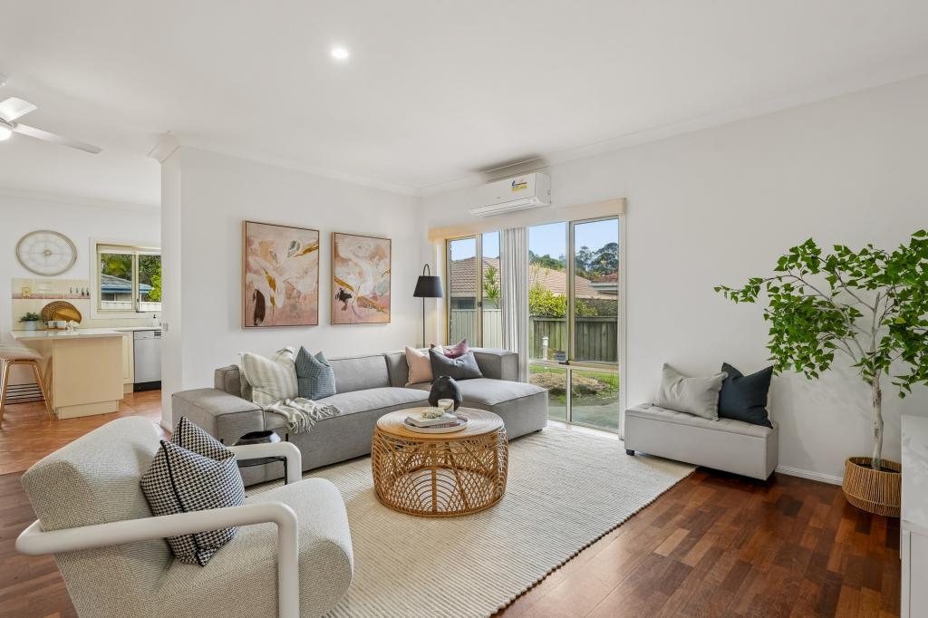 8 Fernleigh Ave, Korora, NSW 2450