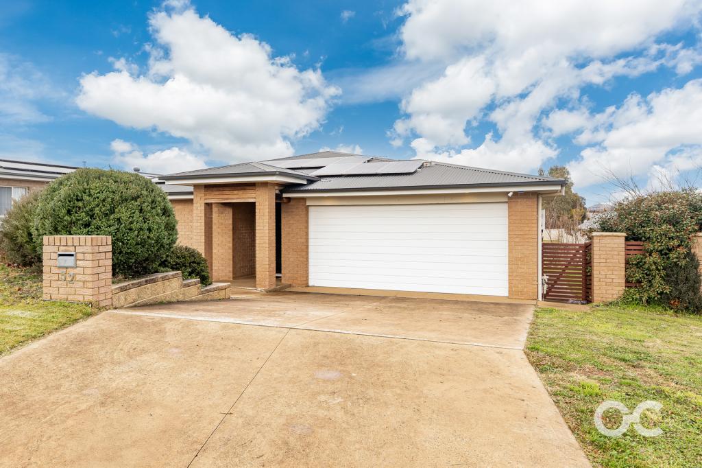 52 BOTANIC WAY, ORANGE, NSW 2800