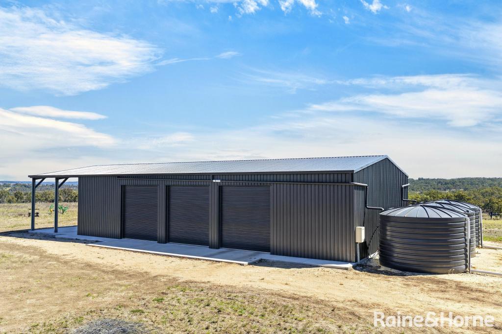 246 FREES RD, WOMINA, QLD 4370