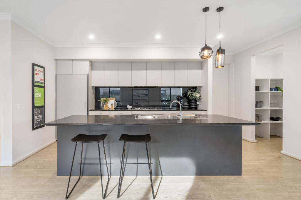 14 Karula Cct, Clyde, VIC 3978