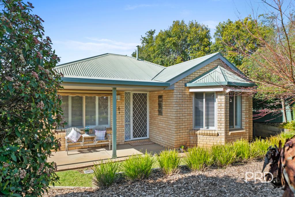 6 Minchin Pl, Kooringal, NSW 2650