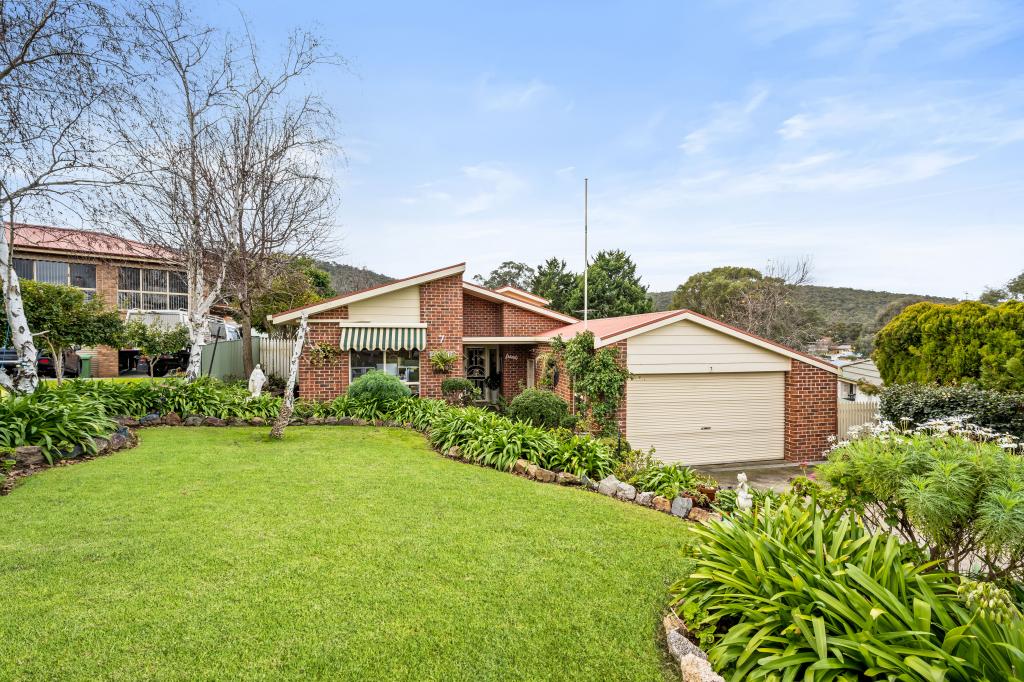 7 Heather Ct, West Albury, NSW 2640