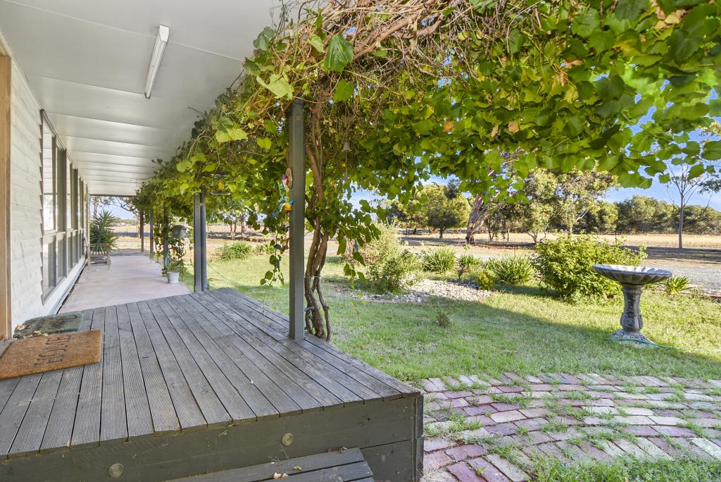 636 Riverside East Rd, Riverside, VIC 3401