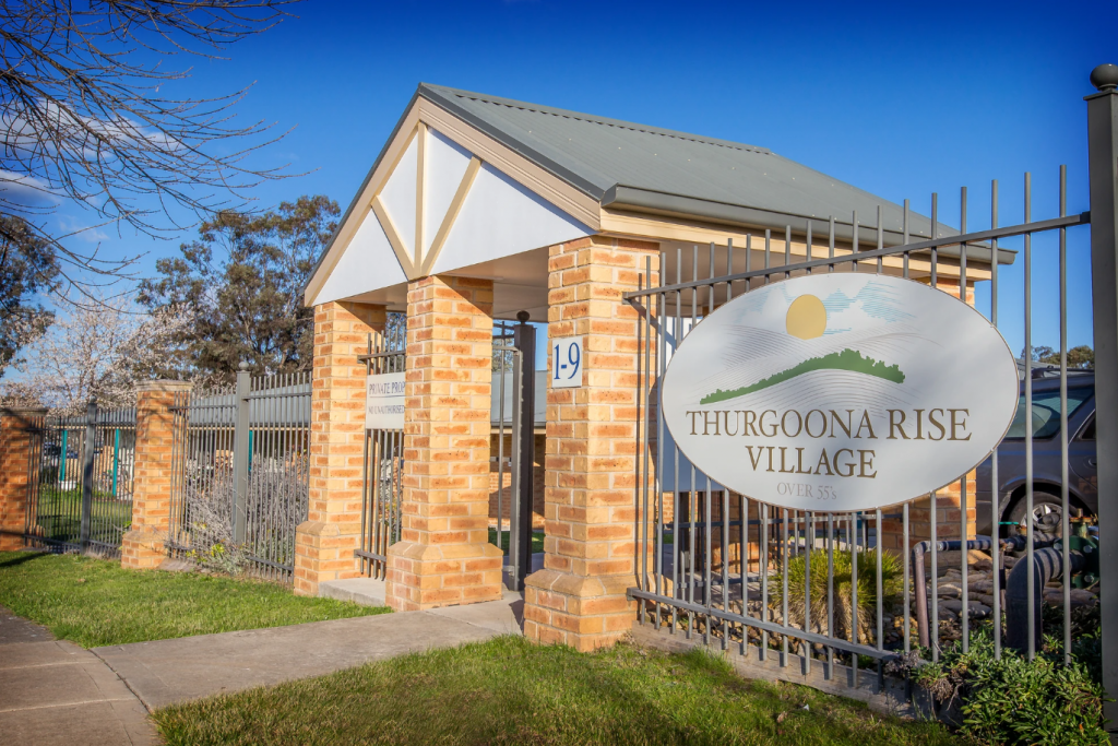 4/7 Severin Ct, Thurgoona, NSW 2640