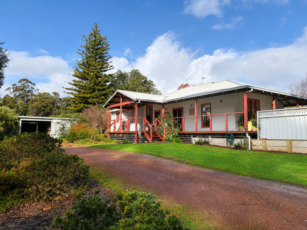 12 Forestry Glen, Pemberton, WA 6260