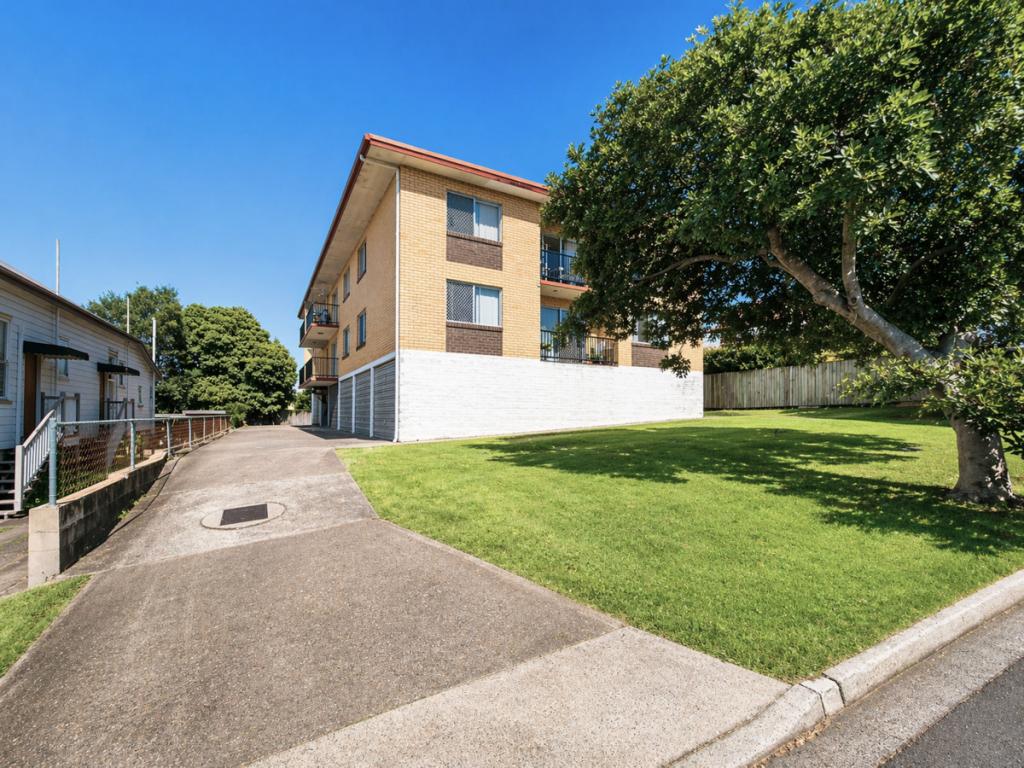 1/7 Fosbery St, Windsor, QLD 4030