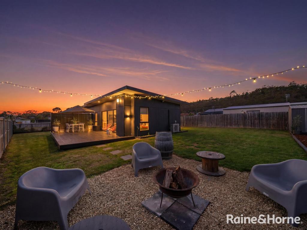 4 Oyster Pl, Orford, TAS 7190