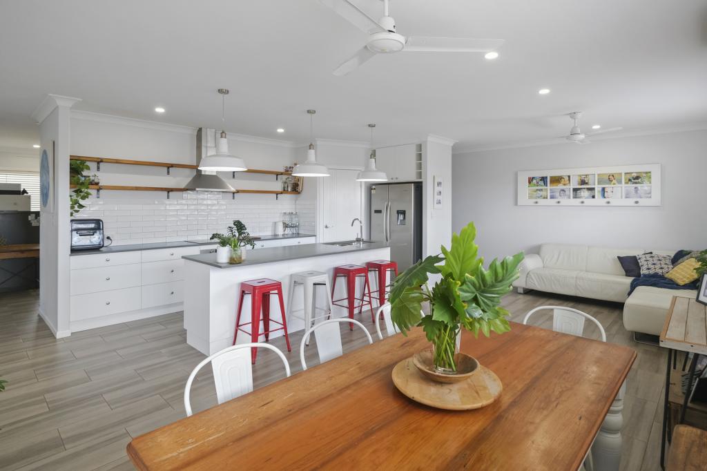6 Forsyth St, Gin Gin, QLD 4671