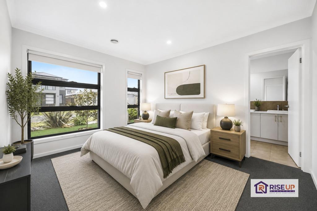 24 JERNIGAN RD, TARNEIT, VIC 3029