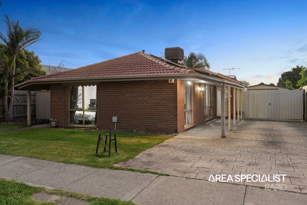5 Woodbine Rd, Cranbourne North, VIC 3977