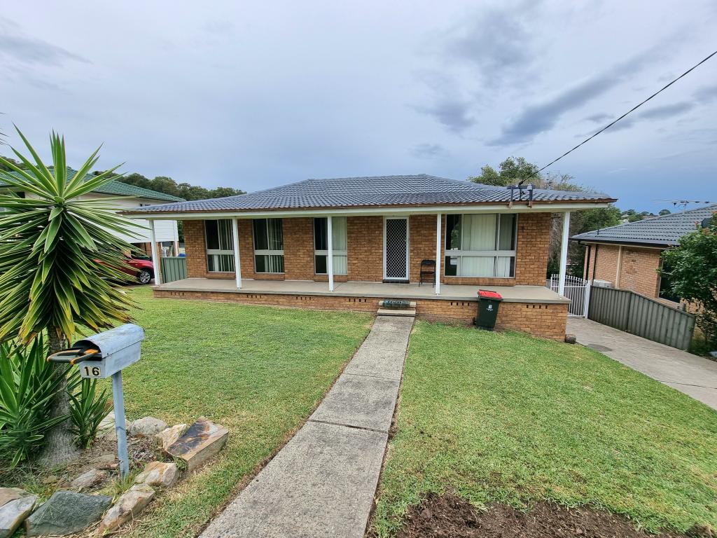 16 SEATON ST, MARYLAND, NSW 2287