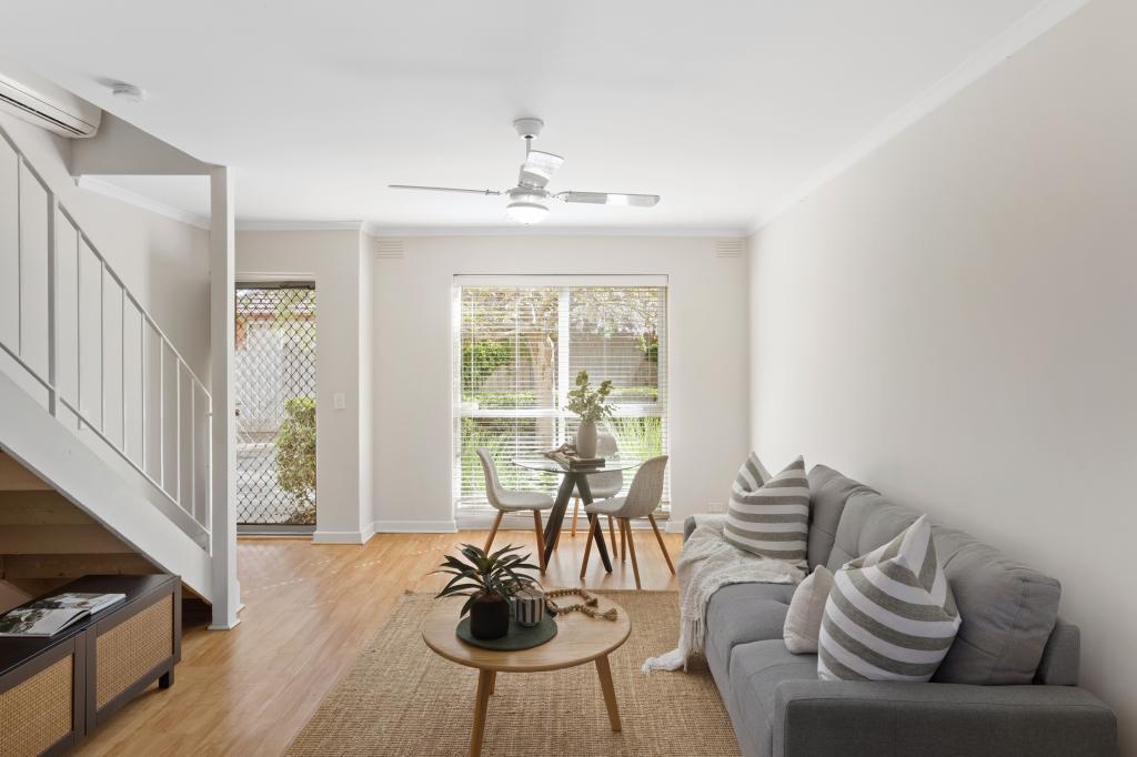 2/15 Duncan Ave, Seaford, VIC 3198