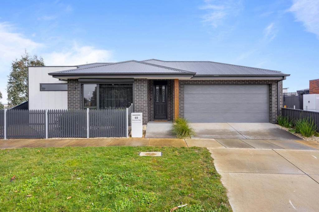 69 Dairymans Way, Bonshaw, VIC 3352