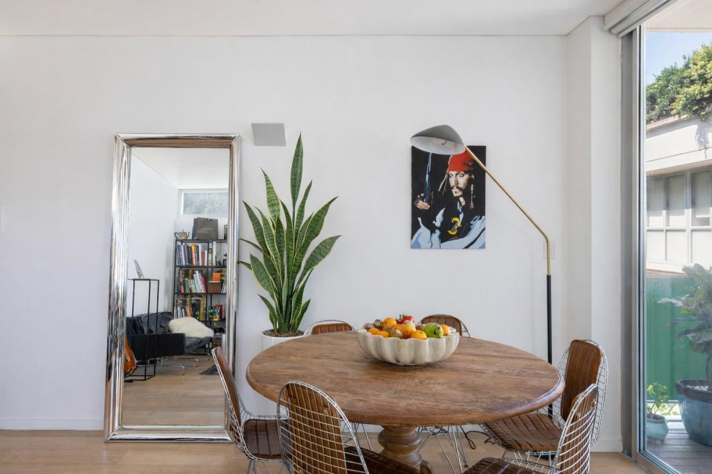 17/85 Bourke St, Woolloomooloo, NSW 2011