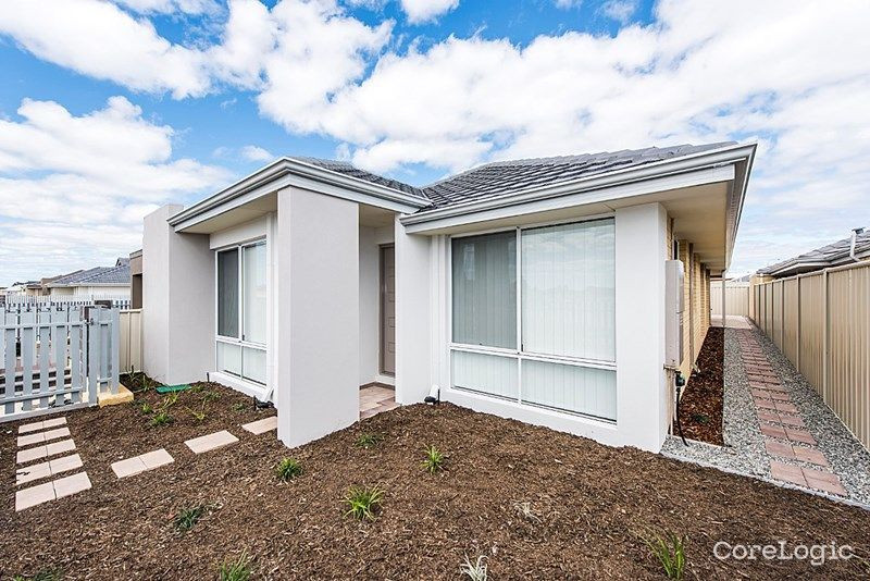 36 Mallina Cres, Golden Bay, WA 6174