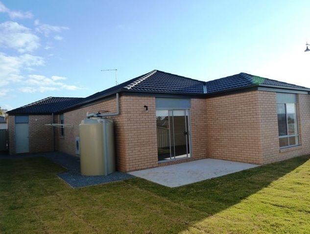 21 Victoria Cross Pde, Wodonga, VIC 3690