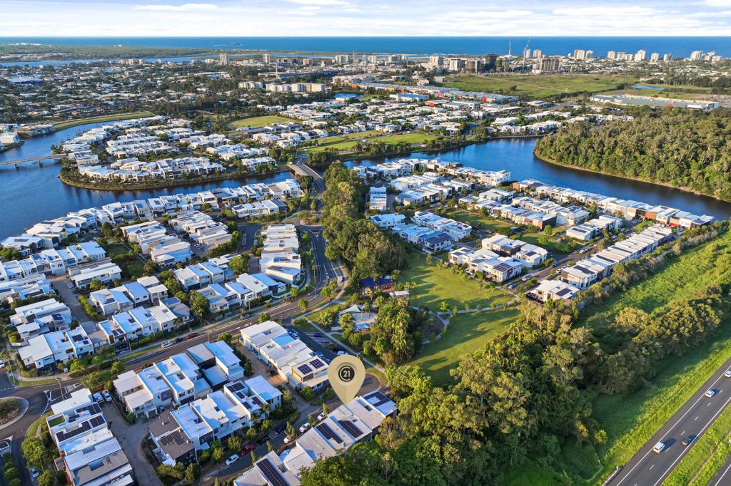 15 TINNANBAR TCE, MAROOCHYDORE, QLD 4558