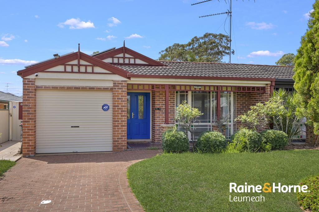 20b Bird Pl, St Helens Park, NSW 2560