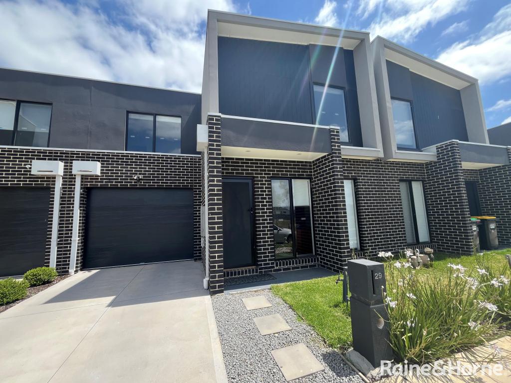 29 Warangal Way, Deanside, VIC 3336