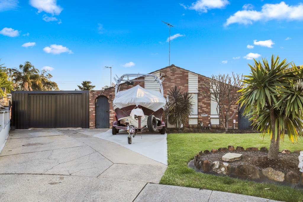 28 SELWYN PL, QUAKERS HILL, NSW 2763