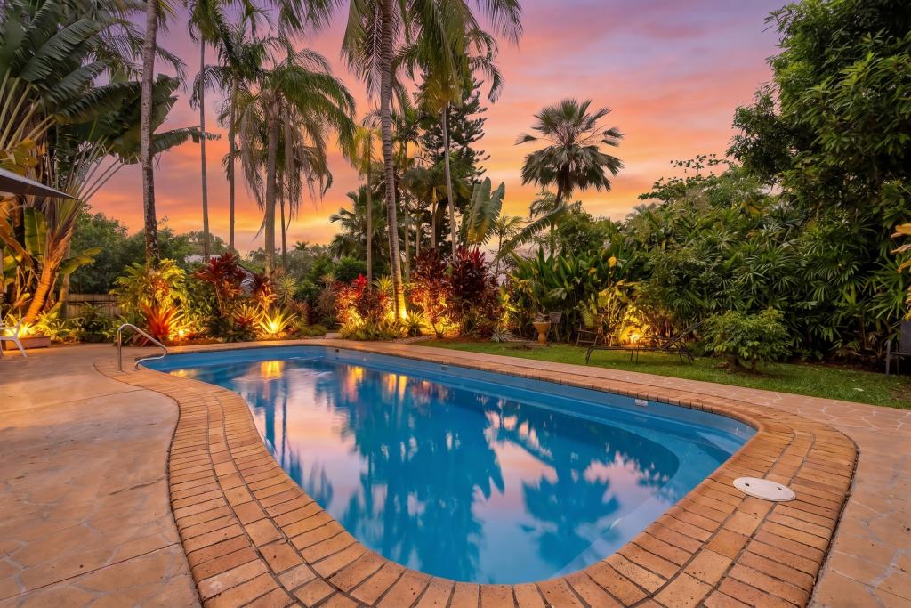 2/33-37 Trinity Beach Rd, Trinity Beach, QLD 4879