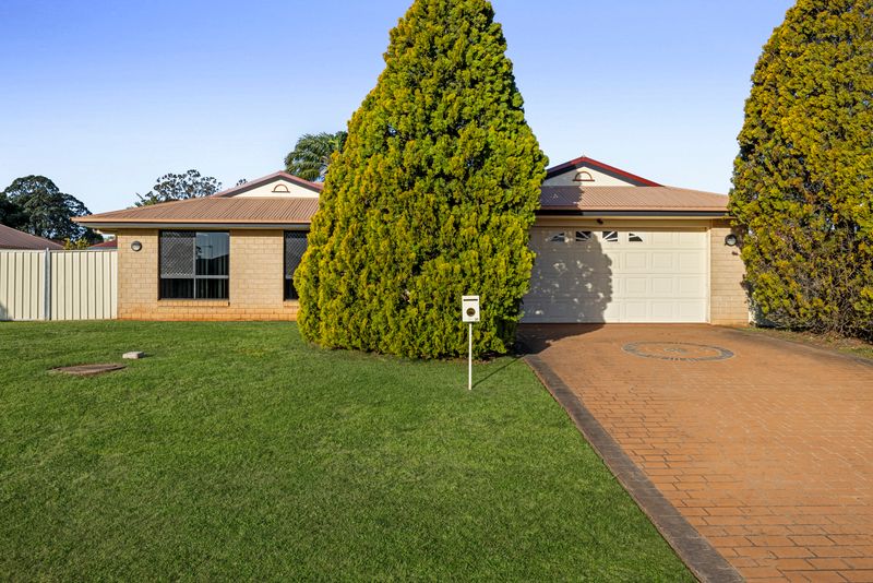 20 Wood Dr, Middle Ridge, QLD 4350