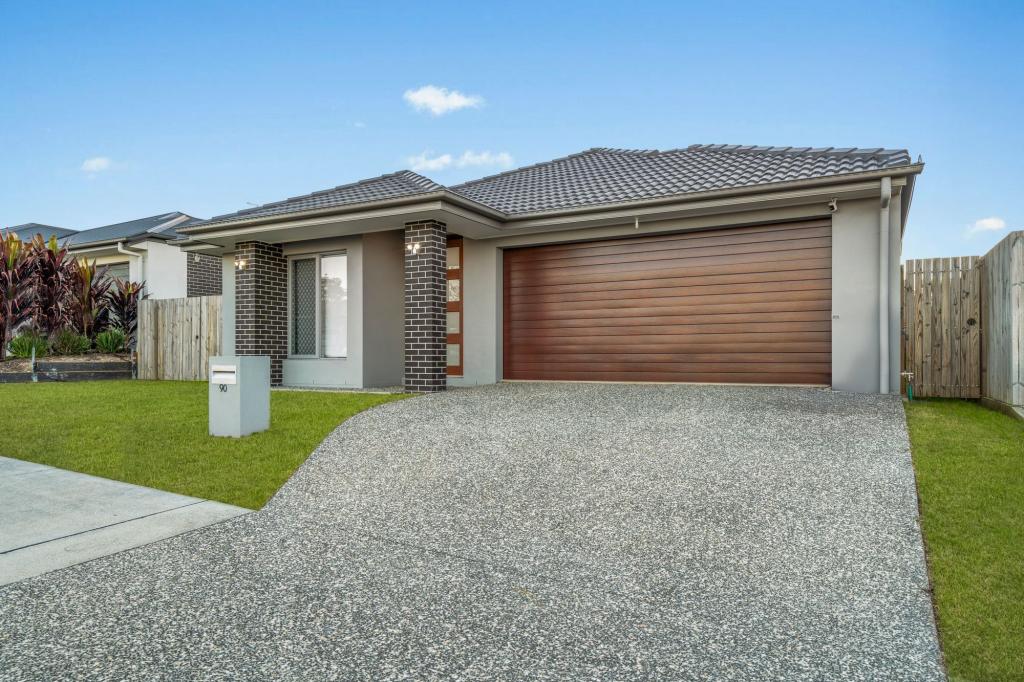 90 Sunrise St, Ripley, QLD 4306